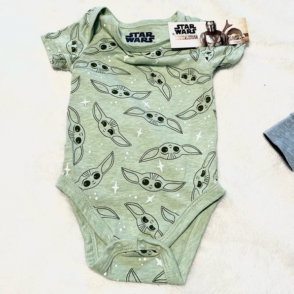 🆕Baby 2PC STAR WARS MANDALORIAN GROGU/THE CHILD-GOING PLACES Set - Picture 2 of 6